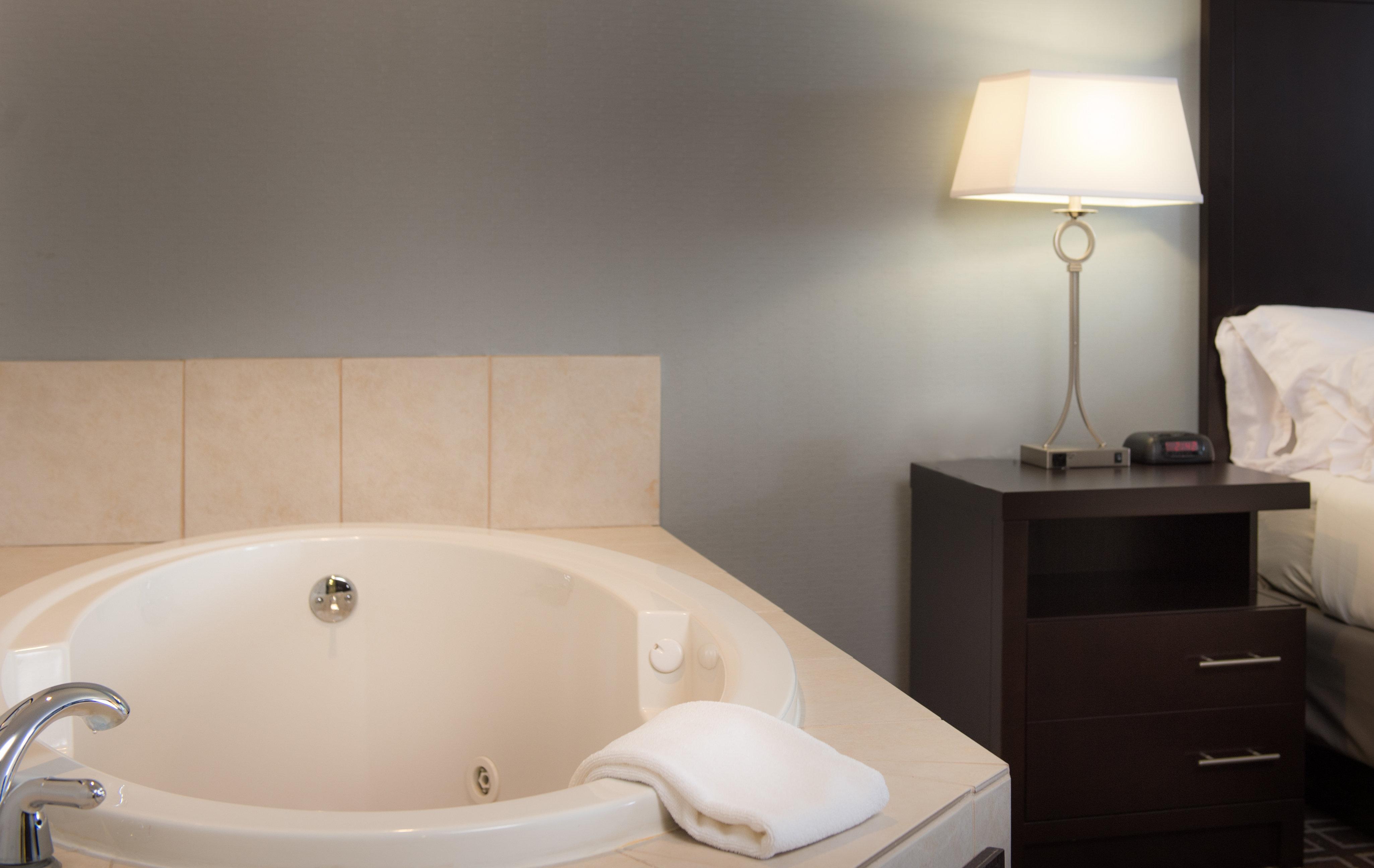 Holiday Inn Express Le Claire Riverfront-Davenport By Ihg Εξωτερικό φωτογραφία