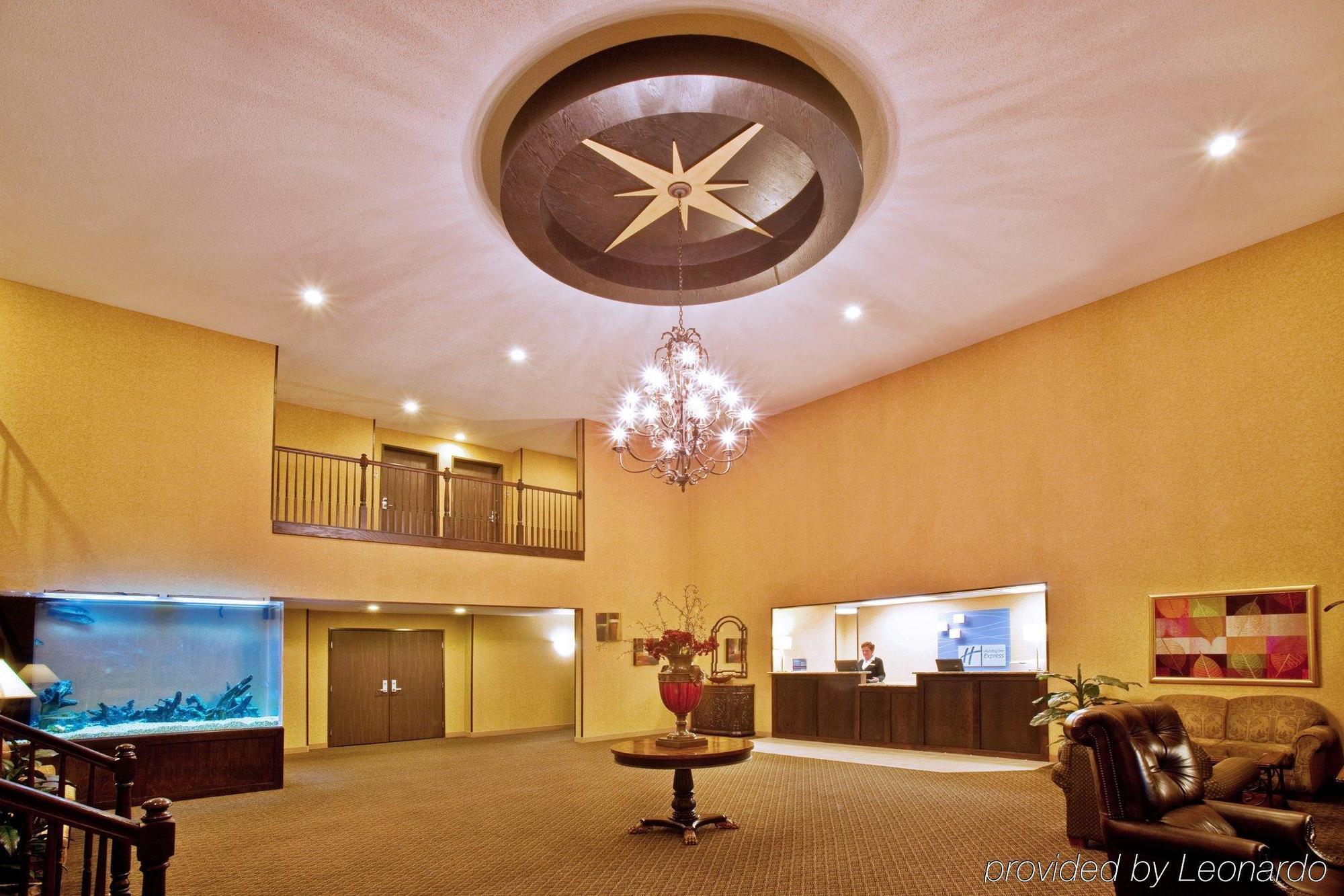 Holiday Inn Express Le Claire Riverfront-Davenport By Ihg Εξωτερικό φωτογραφία