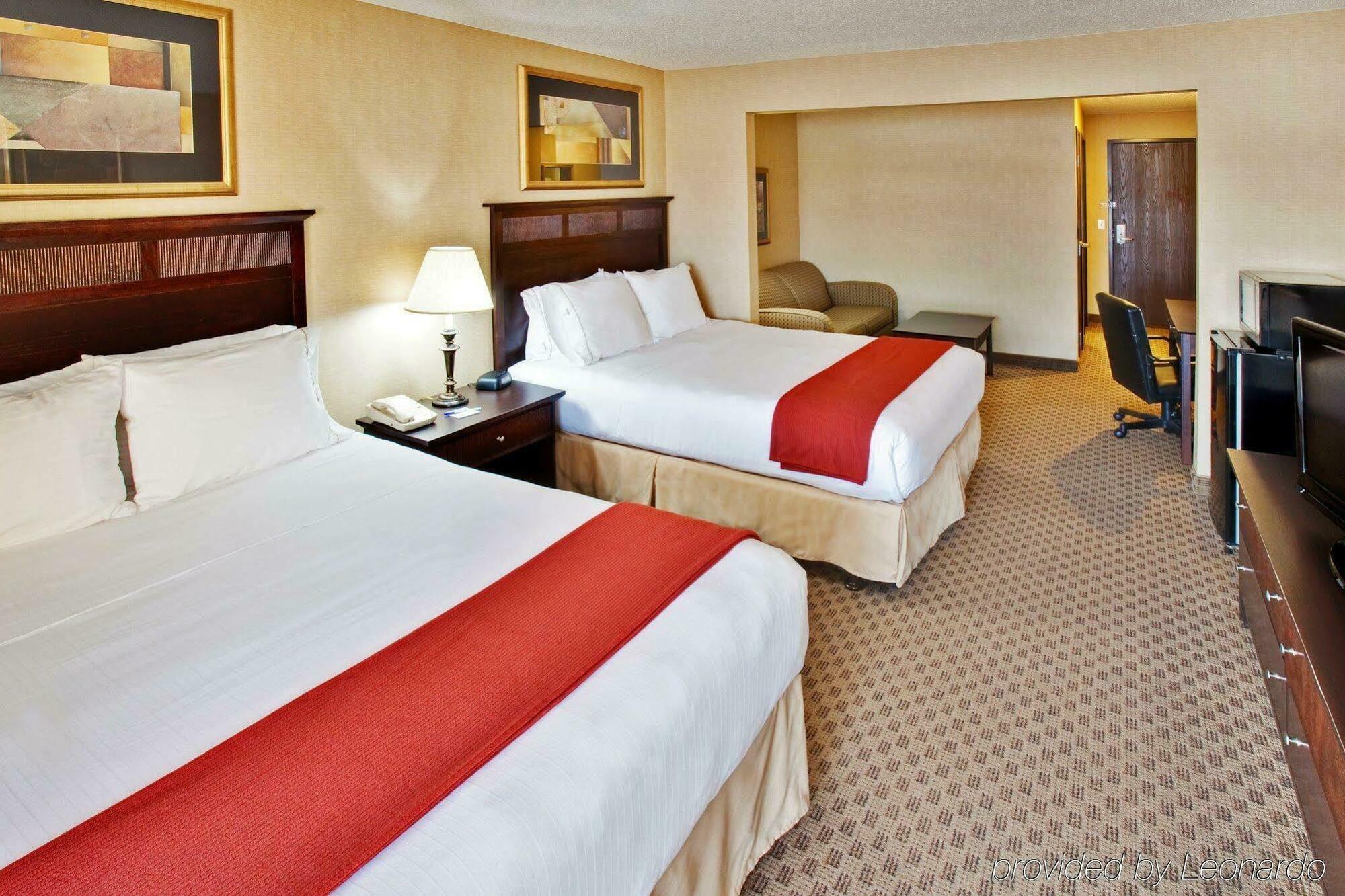 Holiday Inn Express Le Claire Riverfront-Davenport By Ihg Εξωτερικό φωτογραφία