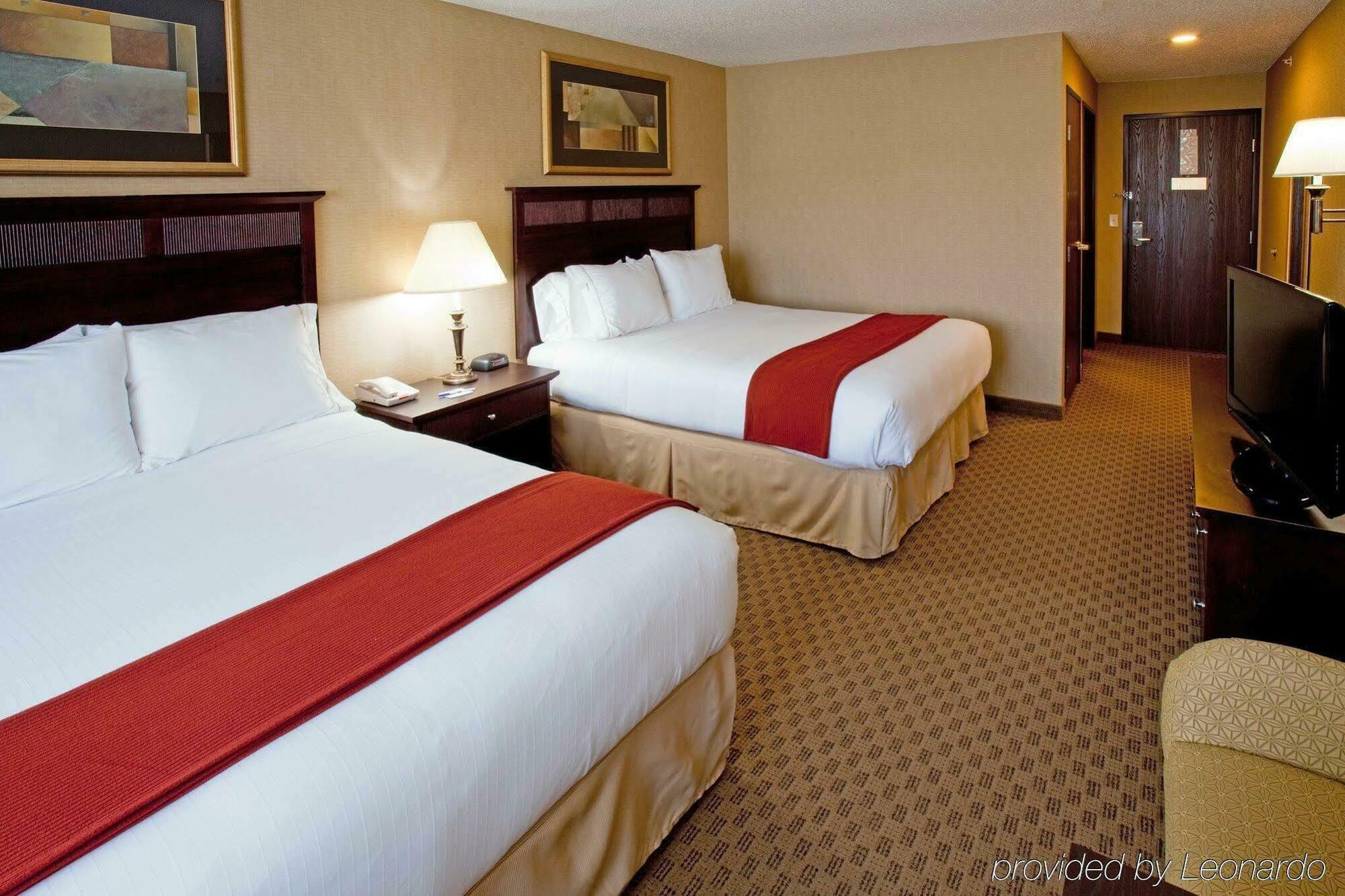 Holiday Inn Express Le Claire Riverfront-Davenport By Ihg Εξωτερικό φωτογραφία