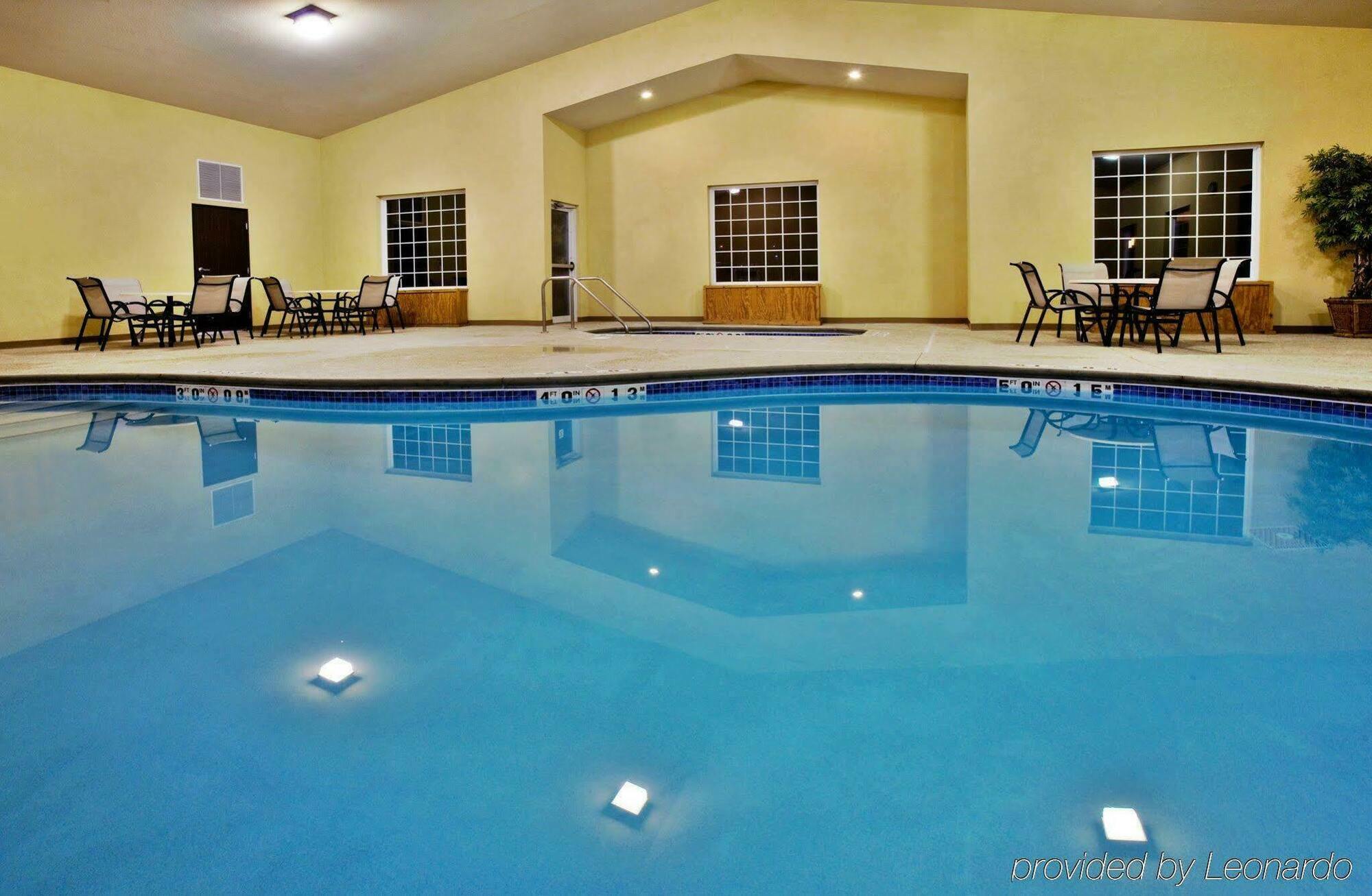 Holiday Inn Express Le Claire Riverfront-Davenport By Ihg Εξωτερικό φωτογραφία